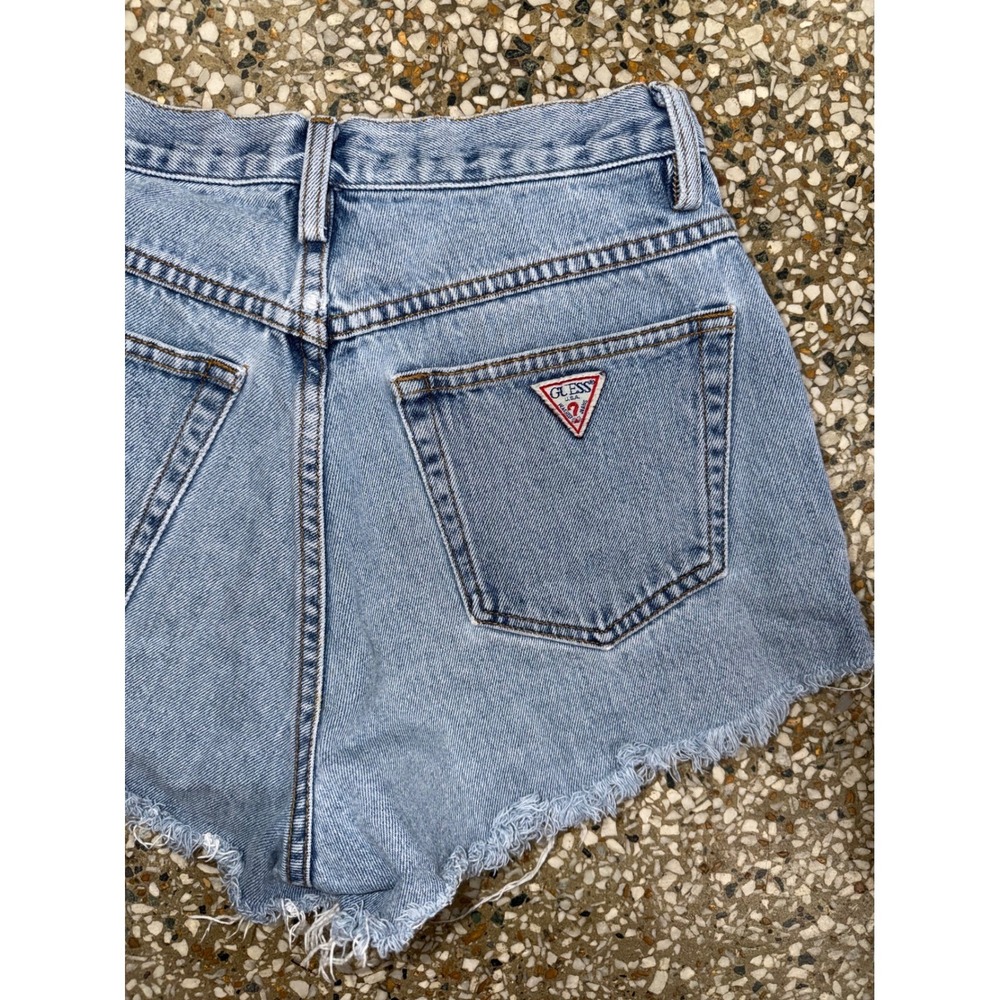 Vintage Guess Jeans High Waisted Denim Shorts Light Wash Cut Off Size 28 USA Z4 - Picture 9 of 10